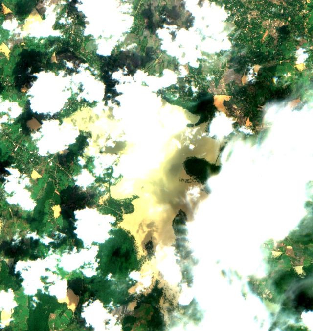 Sentinel-2 photo of Hurulu Wewa on 30 November 2025, almost fully hidden by monsoon cloud